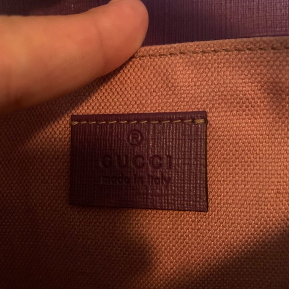 gucci - Picture 2 of 3